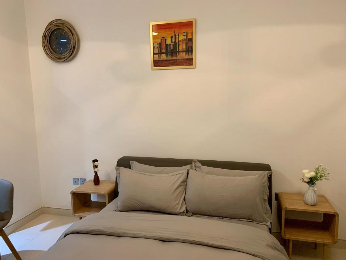 Montrell By Azizi - 5 Mins From The Festival Plaza Mall And 12 Mins From Dubai Marina Apartment *